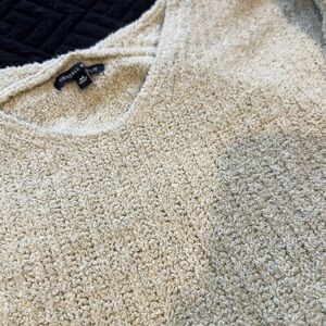 Kendall & Kylie Cream Textured Crewneck Sweater